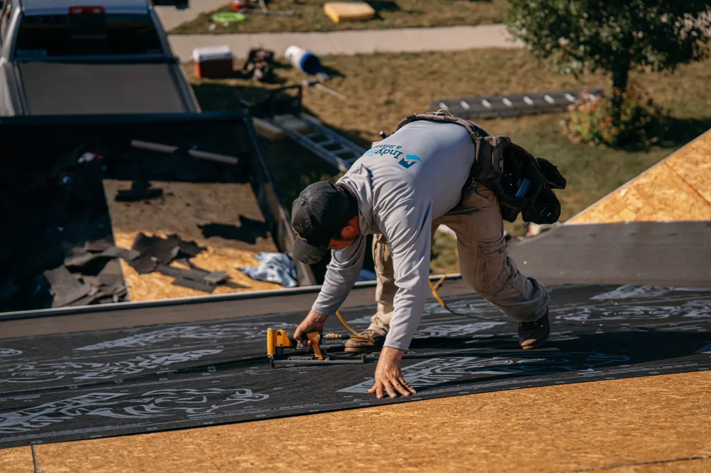 Emergency tarping on a Trafalgar roof